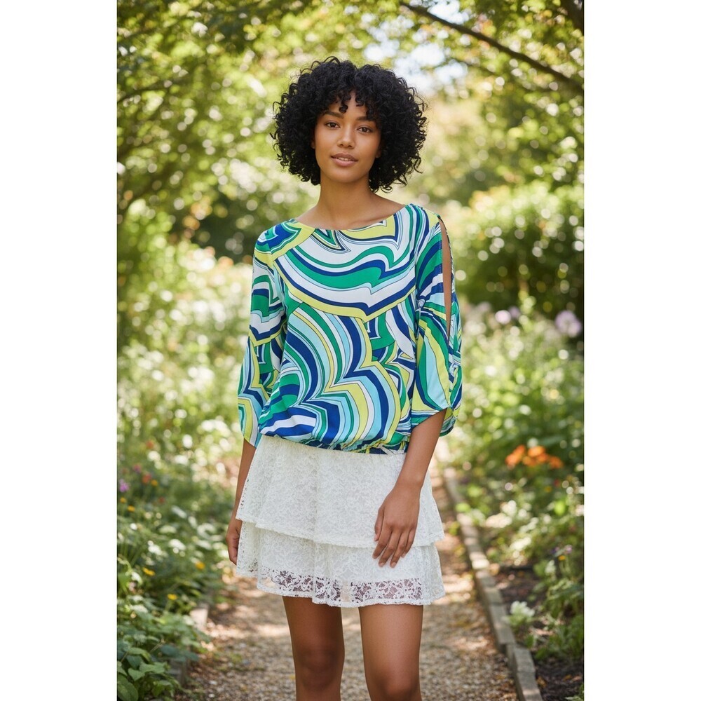 Chico's Split sleeve boat Neck Abstract Print multicolor top size 0